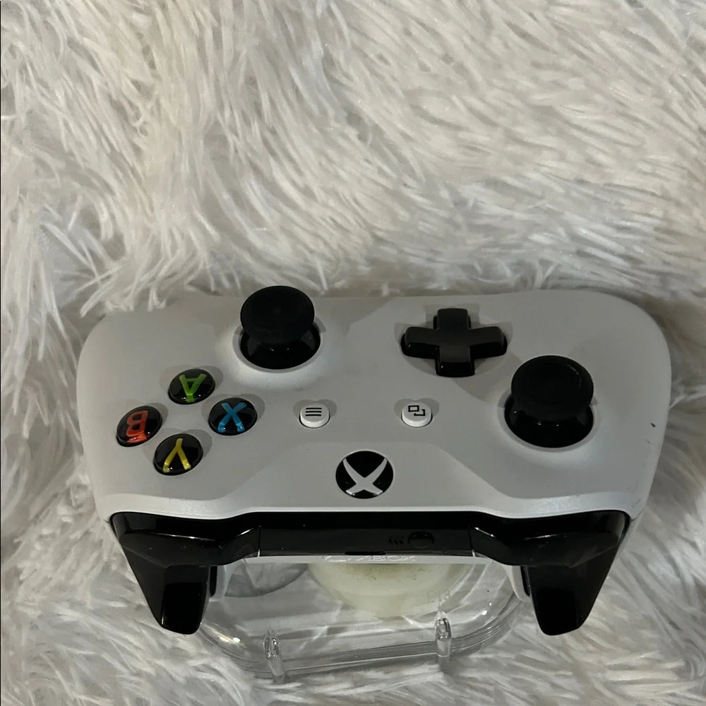 Microsoft White Wireless Gaming Controller